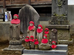 we visited another Buddhist temple (this one is Aomori, Japan), and we saw that the statues were wearing red, as a symbol of joy