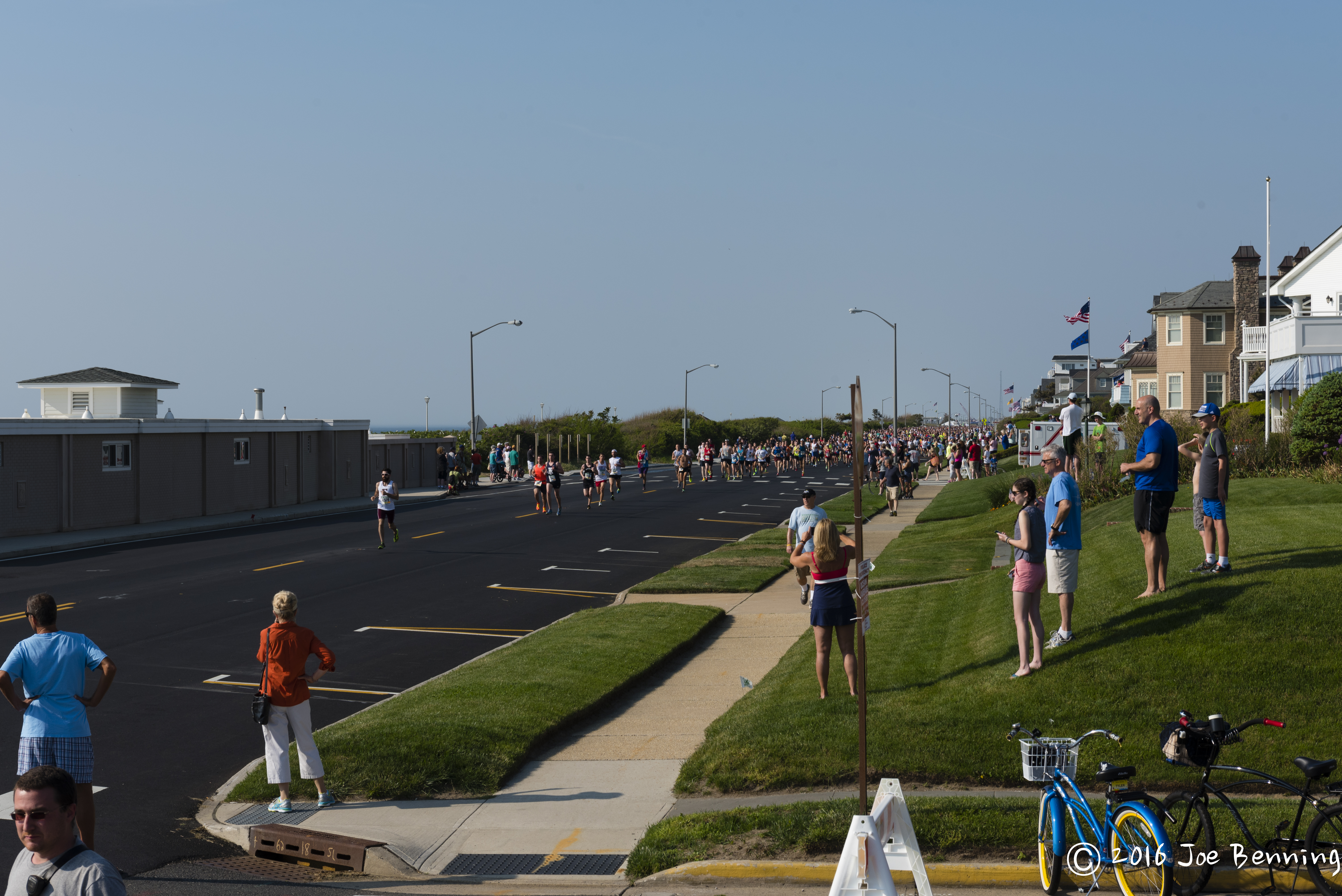 Runners on Ocean Avenue as the Race Begins