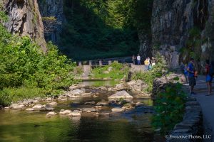 Tourists in Natural Bridge State Park