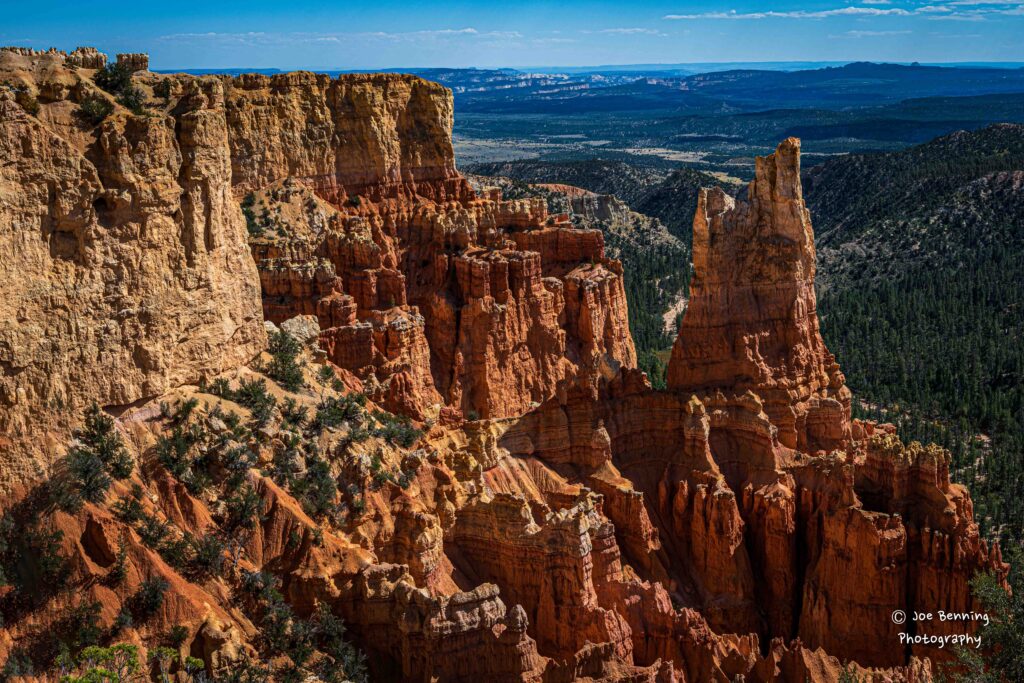 Wide angle photo of hoodoos in Bryce Canyon National Park